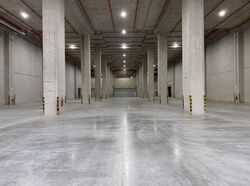Pioneer Road (D22), Warehouse #577067591